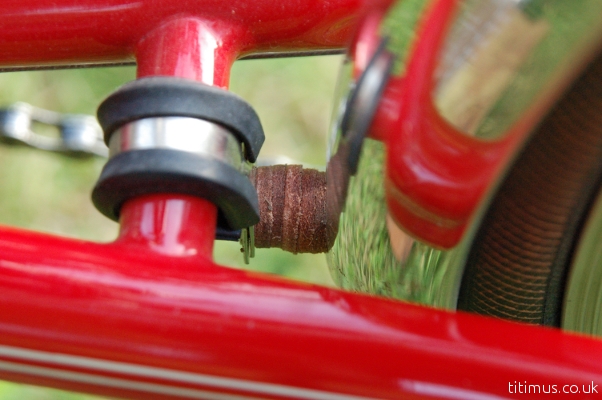 Velo Orange VO 37mm Mudguard Fender Mount